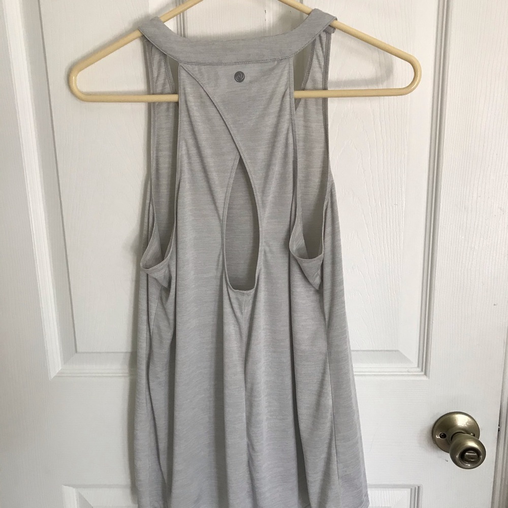 Workout shirt - Picture 2 of 3